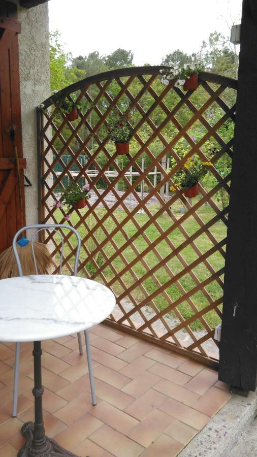 B&B Le Magnolia Saucats エクステリア 写真